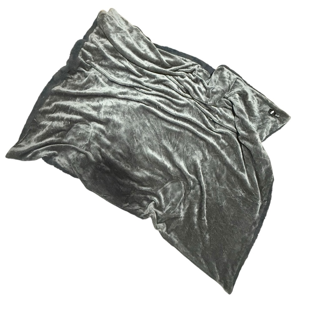 Indigo Soft Charcoal/Grey Reversible Throw Blanket 47”x58”